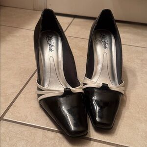 Vintage Black and White Women's Heels